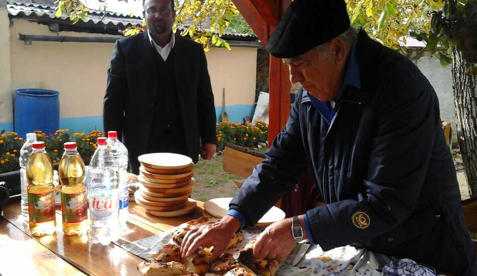 2019/02/images/tour_591/Roma bread.jpg